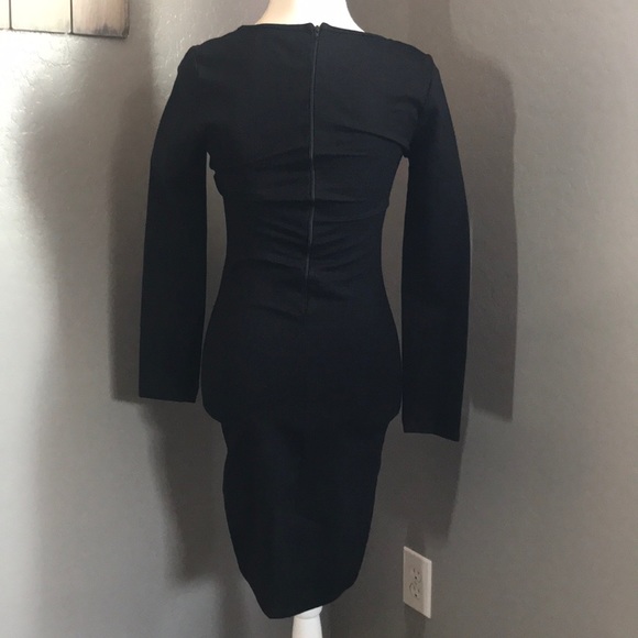 Windsor 👗 - Picture 3 of 5